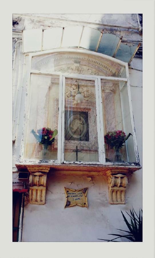 Apartamento Il Volo Del Gabbiano Nápoles Exterior foto
